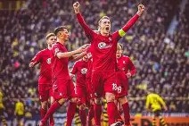 开云官方在线-弗赖堡队在主场获得重要胜利，士气高涨()