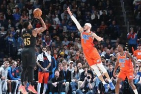 欧洲国际比赛激烈较量，双方火花四溅()