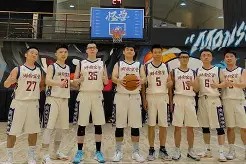 kaiyun sports-火箭球员心态失控，团队斗志不显，连败局面愈演愈烈()