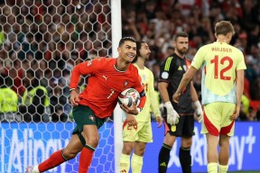 kysports-葡萄牙队大获全胜，C罗带领球队前进之路()