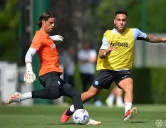 开云体育登录-意甲球队备战下一轮比赛,球员训练积极进行  第1张