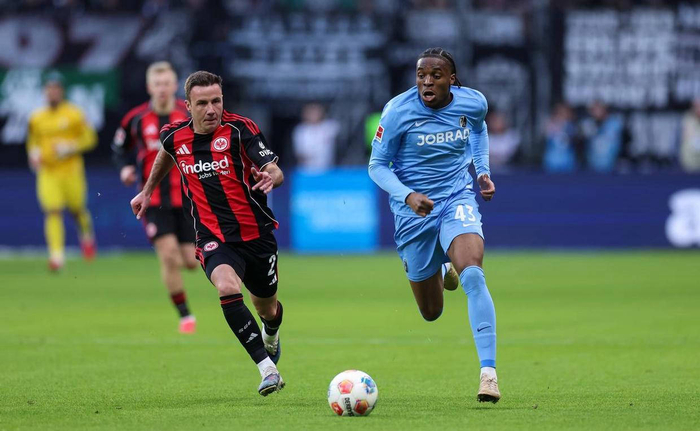 弗莱堡球队开出新套路，战胜对手取得胜利()  第1张