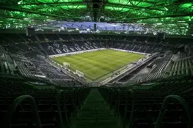 开云体育sports-女朋友带闺蜜来家里住  第1张