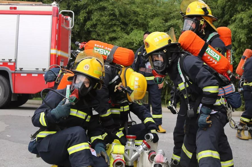 开云体育-黑龙江队员奋勇作战，实现高效配合！()  第1张