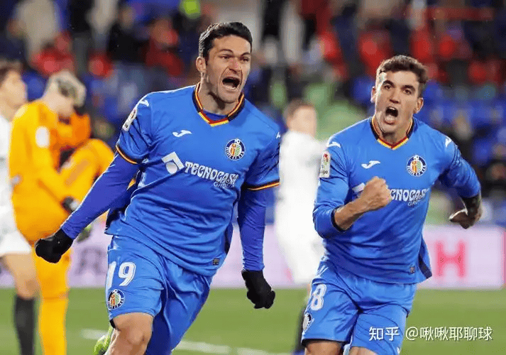 南安普顿艰难取胜,主帅战术大放异彩() 第1张 南安普顿艰难取胜,主帅战术大放异彩() 第1张