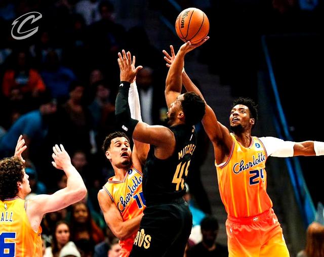 开云体育在线-黑马崛起：一支实力强劲的球队在比赛中崭露头角()  第1张