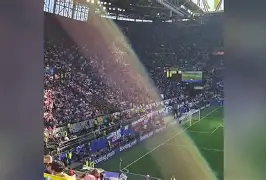 开云-瓜德罗晋升主帅，波兰队再度振作(波兰男足主帅桑托斯)  第2张