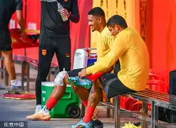 kaiyun sports-亚冠资格赛倒计时，球队备战热身()  第2张