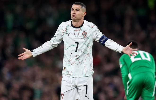 开云体育-葡萄牙主帅因队员伤病不断遭到质疑() 第2张 开云体育-葡萄牙主帅因队员伤病不断遭到质疑() 第2张