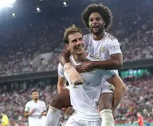 开云体育app-拜仁神勇晋级，冠军希望大增()  第1张