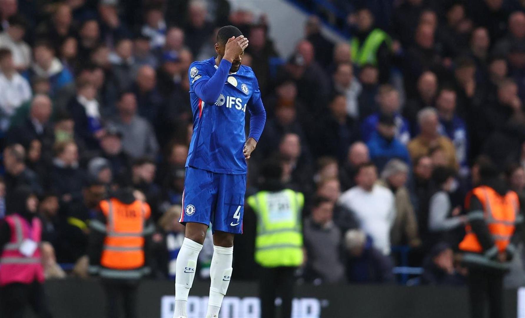 开云官方在线-切尔西主场战平纽卡斯尔，平局不利于积分排名()  第2张