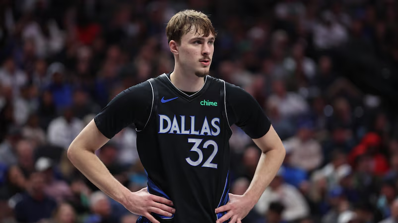 开云体育-本赛季新秀球员崭露头角，成为焦点人物！()  第2张