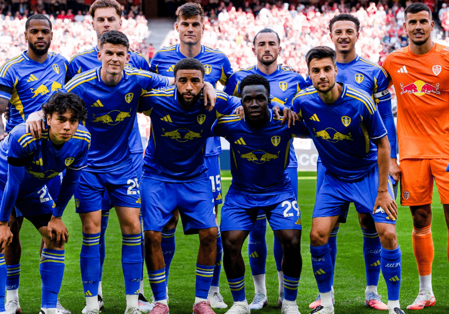 开云体育登录-利兹联险胜莱切斯特城，英超比赛历史盛况回顾！()  第2张